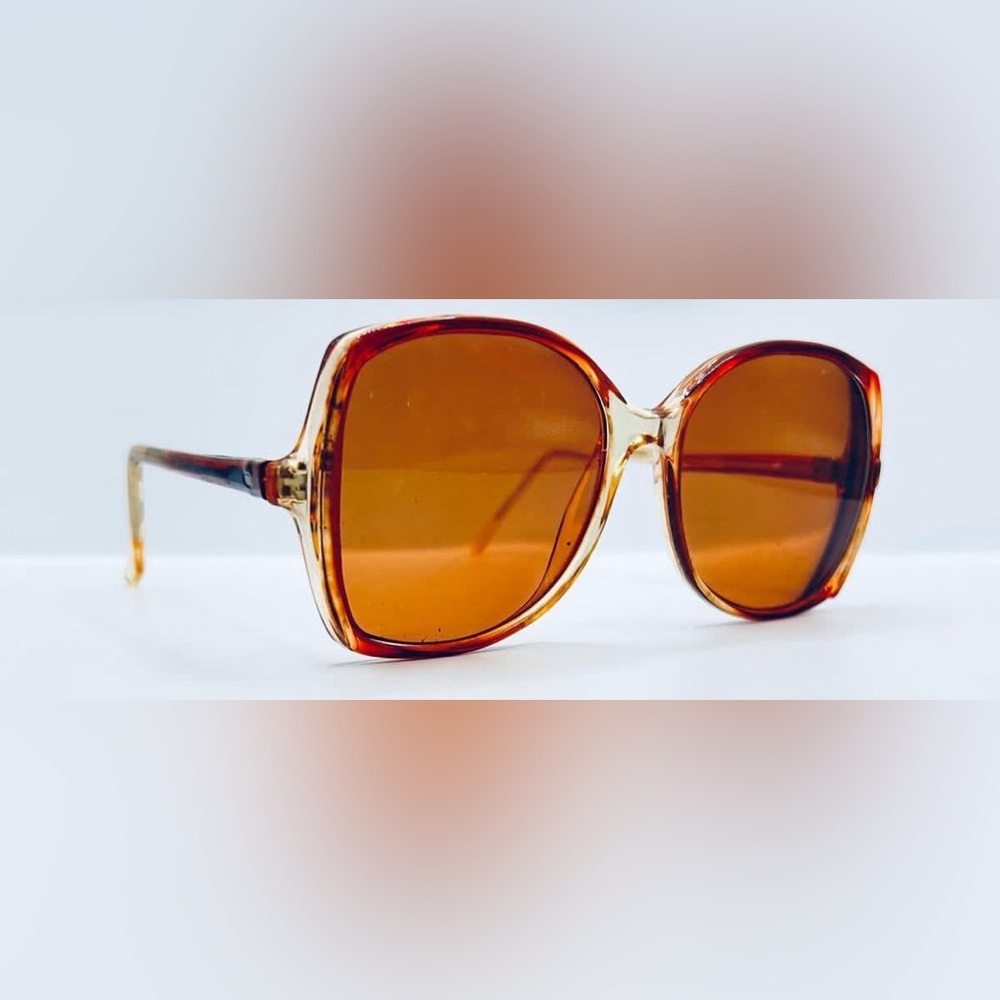Vintage Boulevard Boutique Red Round Oval Sunglasses Frames Only